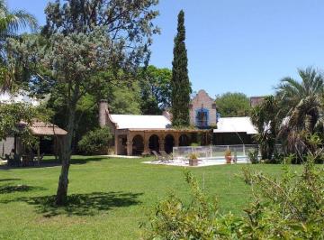 Terreno · 400m² · 4 Ambientes · 2 Cocheras · Venta Terreno Lote Apto Desarrollo Inmobiliario. Entran 16 Unidades Tipo Dúplex