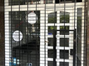 Local comercial · 22m² · Guayaquil Al 200 Local en Alquiler en Caballito