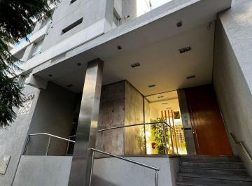 Departamento de 4 ambientes, Lomas de Zamora · Excelente Departamento de 4 Ambientes a m de Las Lomitas!