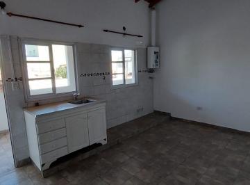 PH de 3 ambientes, Avellaneda · Departamento Tipo Casa de Tres Ambientes.