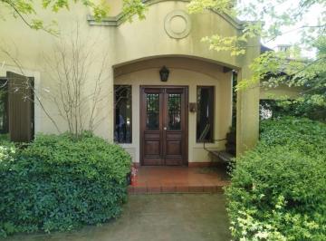 Quinta vacacional · 280m² · 5 Ambientes · Casa Quinta en Alquiler en Santa Silvina, Pilar, G. B. a. Zona Norte