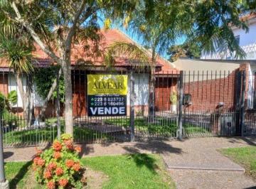 Casa de 3 ambientes, Mar del Plata · Venta Excelente Chalet de 170 m² - Zona Punta Mogotes