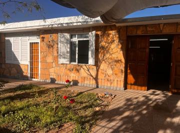 Casa de 4 ambientes, Guaymallén · Alquiler Casa Unimev 2 Dorm. Bi Cochera