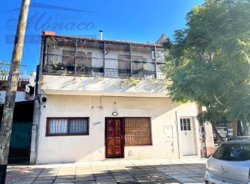 Casa · 90m² · 3 Ambientes · Oportunidad! T/casa 3 Amb + Quincho/tza. Entrada Indepte.