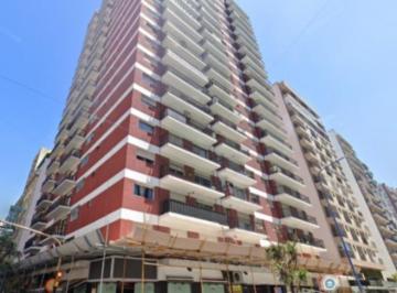 Garage · 18m² · Venta Cochera Para 1 Auto en El Centro.