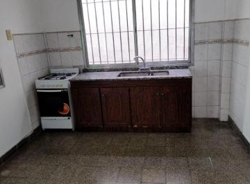 PH · 40m² · 2 Ambientes · PH en Oliden Al 800, Lomas de Zamora