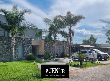 Casa · 270m² · 6 Ambientes · Venta con Renta en La Magdalena Canning - 3 Dorm Escrit. Depend.