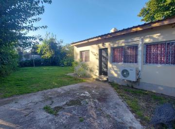 Quinta vacacional · 104m² · 7 Ambientes · 2 Cocheras · Casa con Gran Salón y Parque en El Cazador