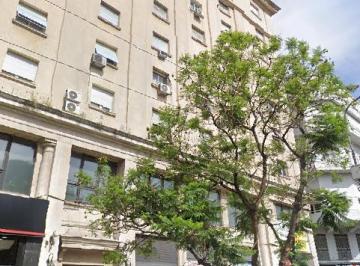 Departamento de 2 ambientes, Centro / Microcentro · 2 Amb Apto Profesional Muy Buen Estado