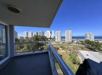 Foto1 · Hermoso Apartamento de 2 Dorm. en Alquiler