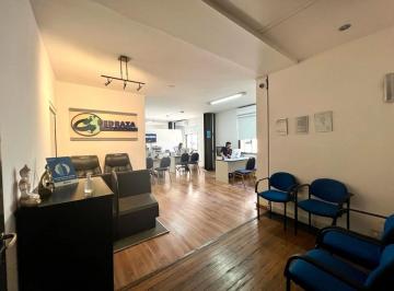Oficina comercial · 105m² · 4 Ambientes · Oficina, 2 Privados, 2 Espacios de Trabajo, Alquiler, Microc