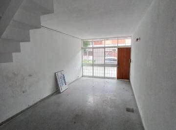 Casa de 5 ambientes, La Plata · Venta Casa en Planta Alta con Garage y Terraza. Calle 63 Esquina 5. La Plata