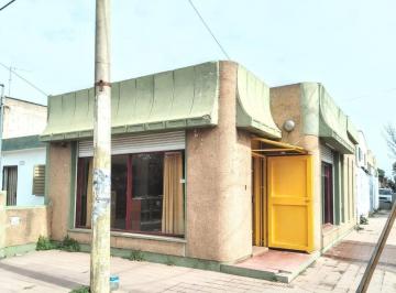 Departamento · 255m² · 8 Ambientes · 4 Cocheras · Venta Depto 1 Dorm Dean Funes Local Cochera