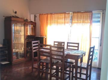Departamento · 82m² · 6 Ambientes · Departamento de Tres Dorm..