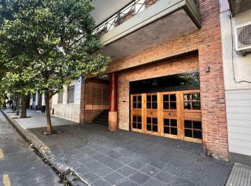 Departamento de 2 ambientes, Caballito · 2 Ambientes con Cochera en Alquiler en Caballito