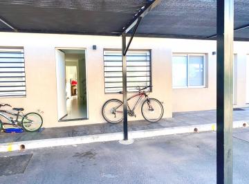 Departamento de 4 ambientes, Morón · Duplex en Complejo Village Haedo Impecable!