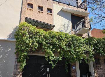 Casa · 714m² · 6 Ambientes · 4 Cocheras · Casa en Bajo Belgrano Excelente Moderna Diseño