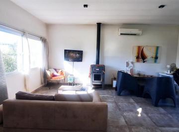 Casa · 100m² · 3 Ambientes · Alquiler Casa Quinta 2 Dorm Domselaar Chico