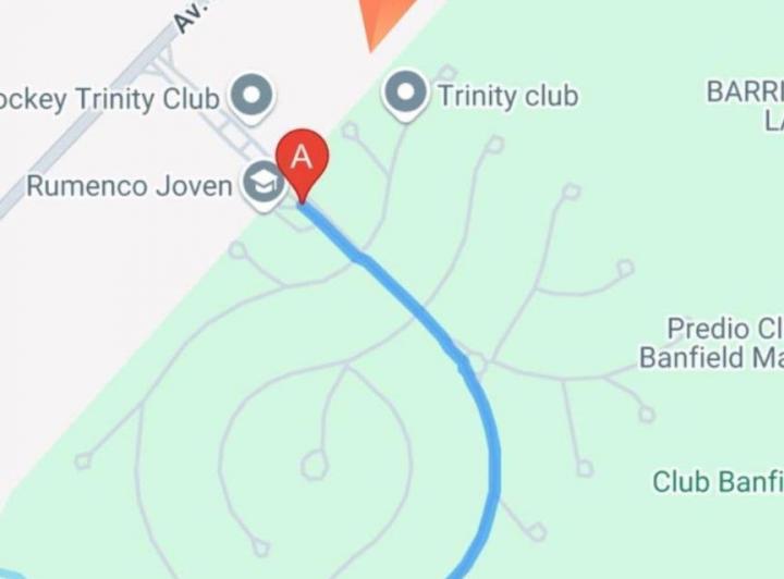 Terreno · 689m²