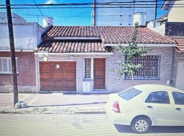 Casa de 5 ambientes, Mar del Plata · Excelente Chalet Chauvin Apto Credito!