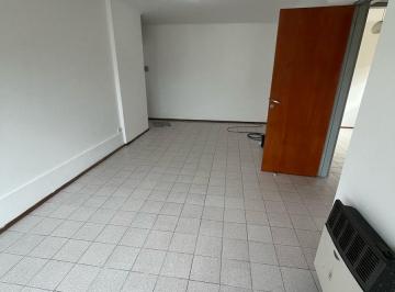 Departamento · 60m² · 4 Ambientes · Departamento en Centro