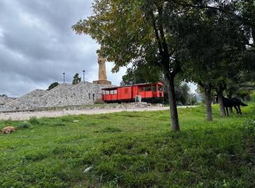 Terreno · 250m² · Casa con Gran Lote - a Reciclar - 1300 m² - a m de Ruta Prov.
