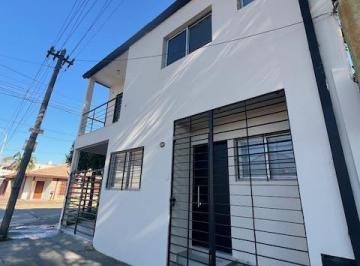 PH · 71m² · 3 Ambientes · 1 Cochera · Duplex 3 Ambientes Reciclado a Nuevo en Venta - Berazategui