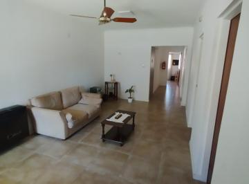 Casa · 156m² · 4 Ambientes · 1 Cochera · Venta / Permuta Casa 3 Dormis Azcuenaga, Rosario Apto Credito