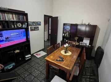 Casa · 150m² · 5 Ambientes · Casa en Venta - 4 Dorm. 1 Baño - 300 m² - Villa Soldati