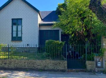 Casa · 2 Dormitorios · Casa en Tigre a m de Av Liniers