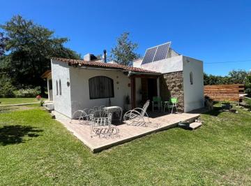 Casa · 103m² · 7 Ambientes · Casa en Venta en Cosquin Apto Credito con Pileta Lista Para Habitar. a 3 Cuadras del Rio Cosquin