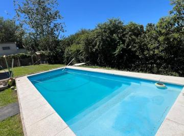 Casa · 103m² · 7 Ambientes · Casa en Venta en Cosquin Apto Credito con Pileta Lista Para Habitar. a 3 Cuadras del Rio Cosquin