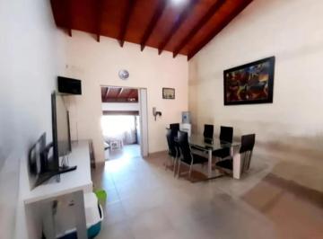 PH · 85m² · 3 Ambientes · PH en Alquiler - 2 Dorm. 1 Baño - 100 m² - Don Bosco