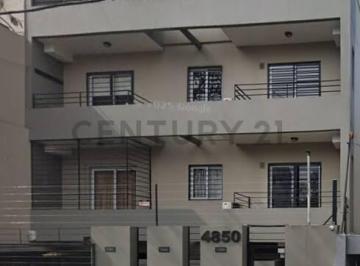 Departamento · 33m² · 2 Ambientes · 1 Cochera · Venta de Departamento 2 Ambientes en Saavedra Caba con Cochera