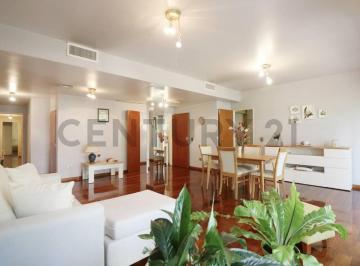 Departamento · 132m² · 4 Ambientes · Venta Departamento Cuatro Ambientes en Caballito