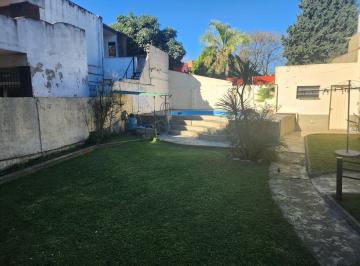 PH · 192m² · 3 Ambientes · 1 Cochera · Venta PH 3 Amb. Parque con Pileta en Padua - Merlo