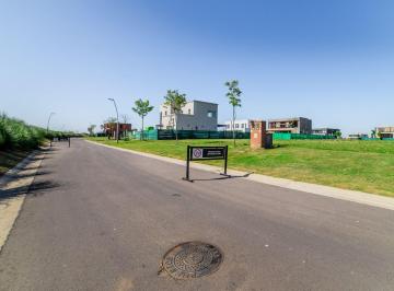 Terreno · 600m² · Terreno en Venta Barrio Cerrado Puerto del Lago