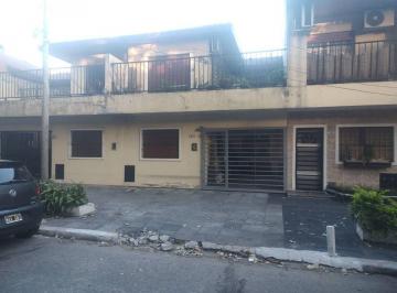 Casa · 96m² · 3 Ambientes · 1 Cochera · Venta Casa Dúplex Cochera 3 de Febrero A/ Credito