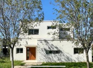 Casa · 180m² · 4 Ambientes · 2 Cocheras · Casa - Venta - Barrio San Matías - Escobar