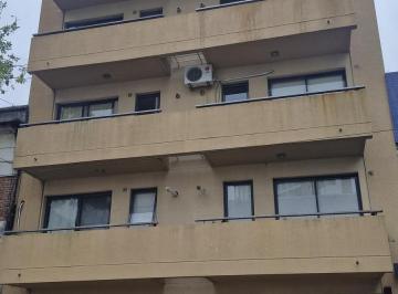 EDIFICIO · Departamento de 1 Dormitorio C/cochera