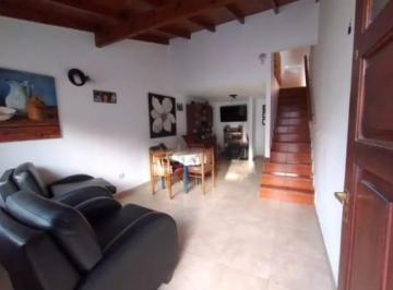 Casa · 98m² · 5 Ambientes · 2 Cocheras · Casa en Venta - 4 Dorm. 2 Baños - Cochera - 140 m² - San Bernardo del Tuyú