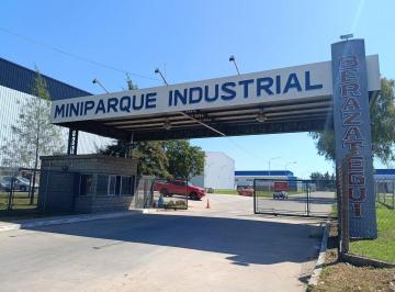 Bodega-Galpón · 1300m² · Alquiler Galpon Industrial en Mini Parque Berazategui