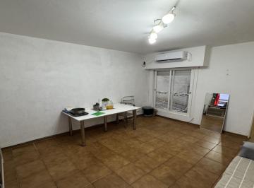 villa-del-parque-venta-departamento-2-ambientes · Departamento de 2 Ambientes en Venta en Villa del Parque
