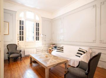 Casa · 280m² · 7 Ambientes · 1 Cochera · Casa en Venta 7 Amb Jardín Cochera Caballito Norte