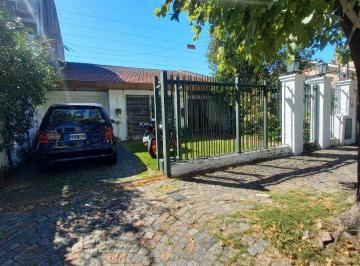 Casa de 4 ambientes, Vicente López · Excel Chalet 4 Amb con Coch Jardin Quincho Piscina Zona Resid