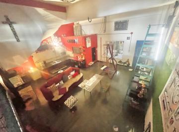 PH de 2 ambientes, Villa General Mitre · Espectacular Loft con Entrepiso y Patio. 113 m. Excelente Estado.