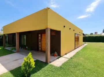 Casa · 153m² · 5 Ambientes · 2 Cocheras · Propiedad en Venta en Zona de Las Paredes - San Rafael
