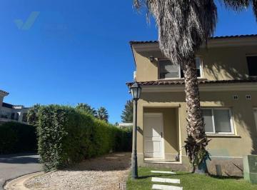 Departamento · 80m² · 3 Ambientes · 2 Cocheras · Venta de Espectacular Duplex en Boulevard del Sol