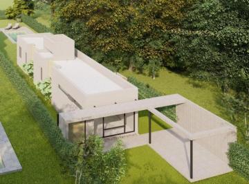 Casa · 100m² · 3 Ambientes · 1 Cochera · Exelente Casa con Pileta a Estrenar
