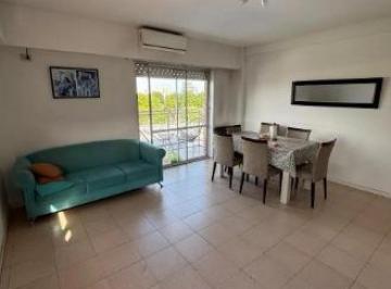 Departamento · 70m² · 4 Ambientes · 1 Cochera · Departamento en Venta - 3 Dorm. 2 Baños - Cochera - 78 m² - Versalles